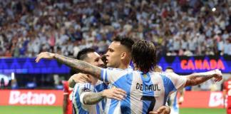 Argentina inicia con éxito la defensa de la Copa América ganando 2-0 a Canadá