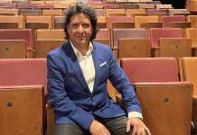El tenor Óscar de la Torre celebra que en México la ópera cada vez tiene más público