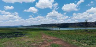 En agonía la Presa Calderón. En dos años el agua ha recorrido casi 300 metros afectando la pesca y el abasto del vital liquido