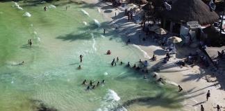 Intensas lluvias abren más de 10 ojos de agua en costas de Riviera Maya, Caribe mexicano