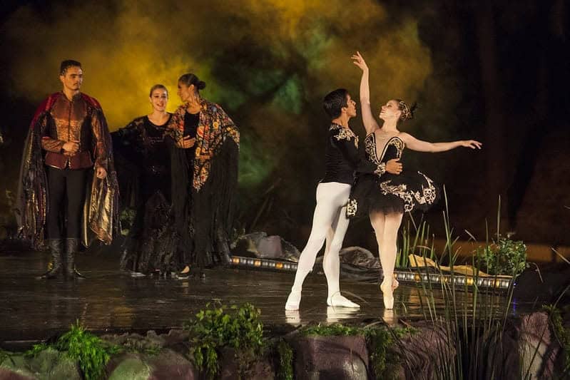 El ballet de Jalisco presentará el Lago de los Cisnes Teatro Degollado