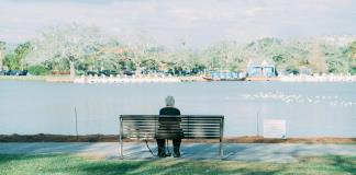 Aislamiento persistente o soledad pueden acelerar deterioro cognitivo, según investigadores chinos