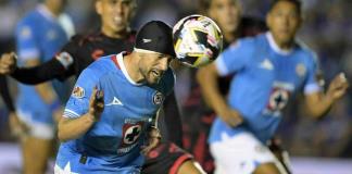 Cruz Azul de Giakoumakis vence a Tijuana y extiende paso perfecto en el fútbol mexicano