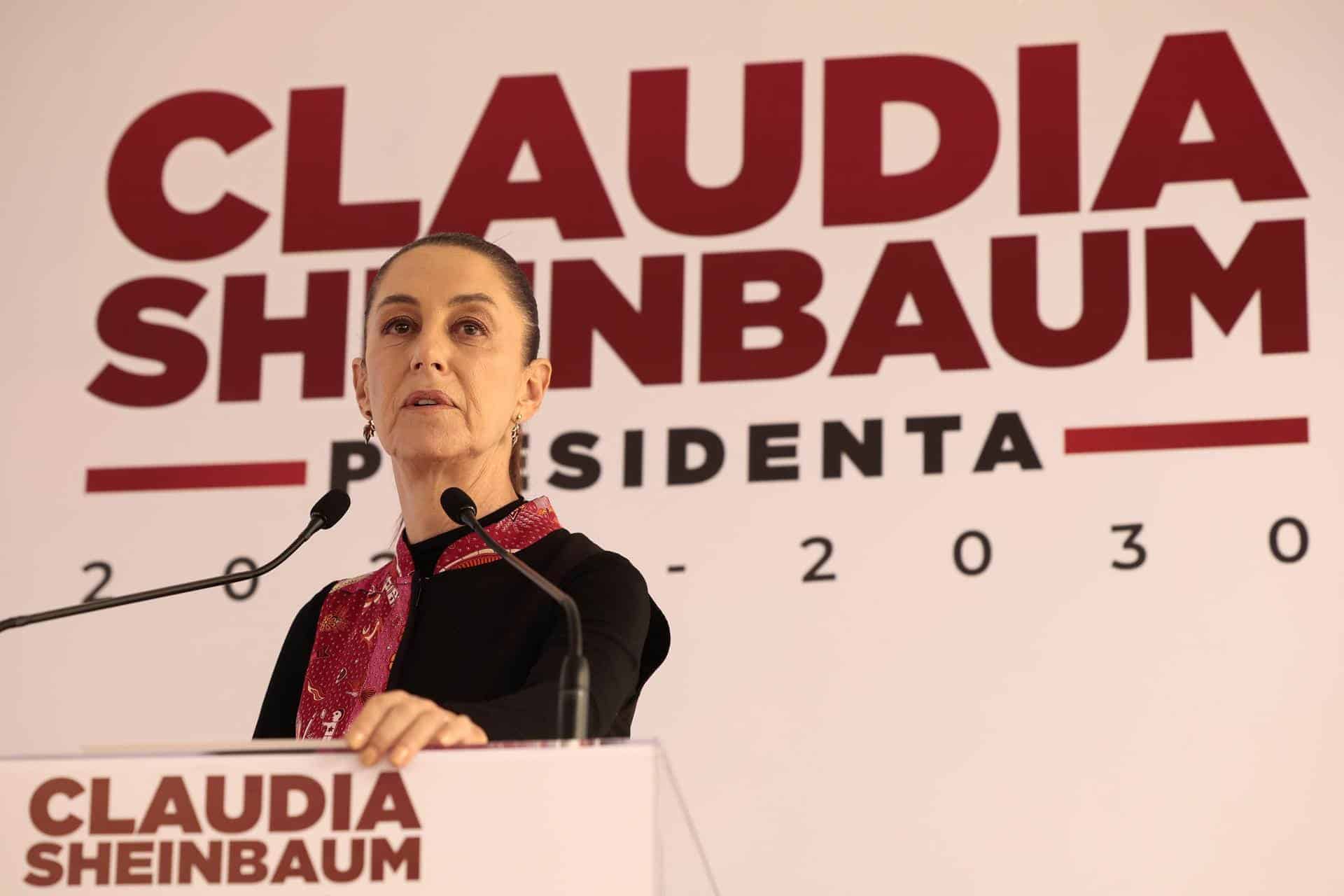 Claudia Sheinbaum cuestiona el papel del Ejército en caso Ayotzinapa