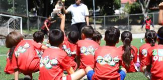 Más mil 200 niños y adolescentes participan en los cursos "Verano Olímpico" en nueve unidades deportivas 