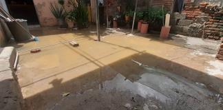 Una casa de la colonia Santa Fe, en Zapopan, tiene tres días inundada, piden apoyo al SIAPA