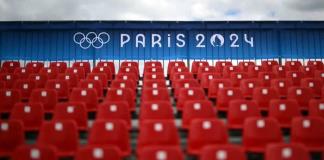 Sin estrellas masculinas, la bola de fútbol empieza a rodar en los Juegos de París