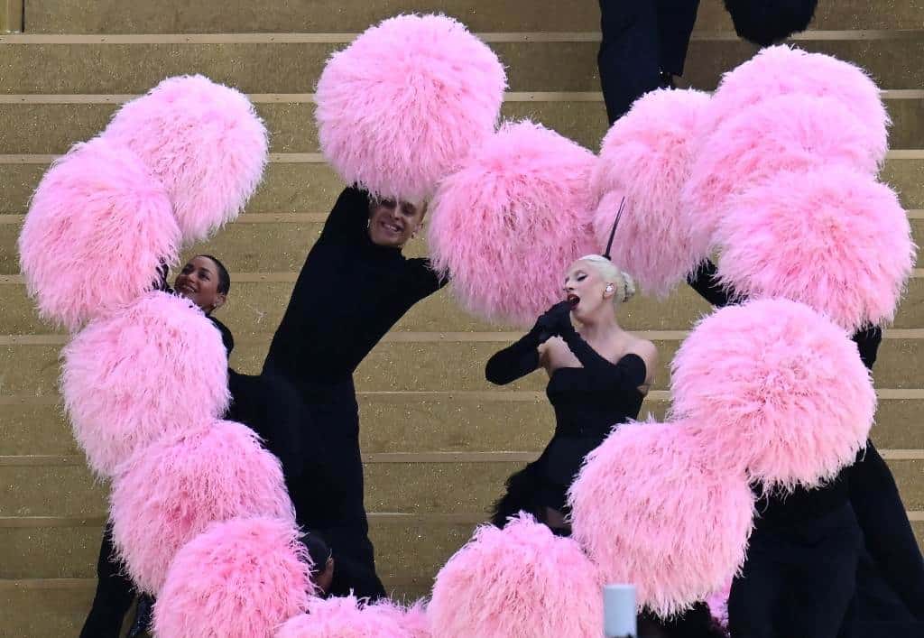 Lady Gaga canta en la ceremonia de apertura de los Juegos de París-2024