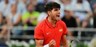 Alcaraz gana en segunda ronda de singles y se prepara para el dobles con Nadal