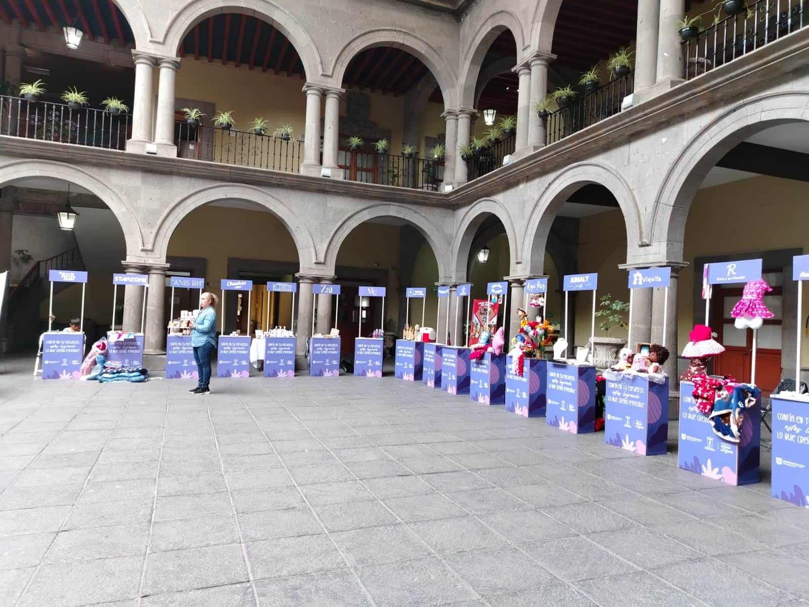 Zapopan capacita a mujeres para que tengan autonomía económica