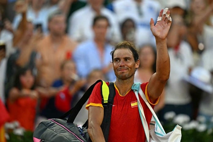 Nadal y Alcaraz, más compenetrados, avanzan en dobles del tenis de París-2024