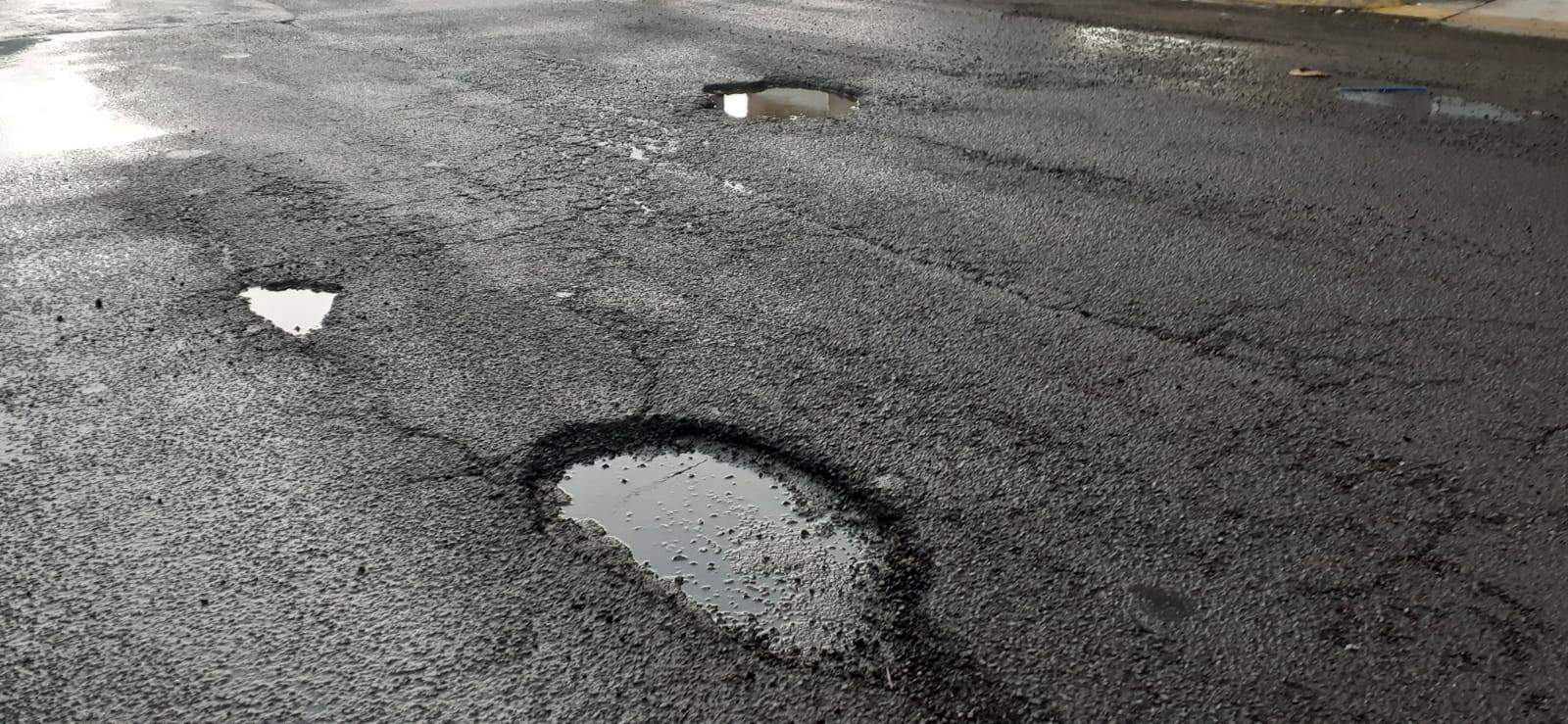 Surgen baches en la colonia Moderna y los vecinos se quejan de desatención del Ayuntamiento 