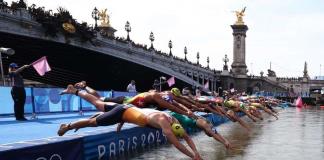 Organizadores de triatlón destacan la muy buena calidad del agua del Sena