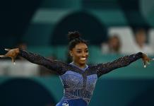 Simone Biles, la gimnasta que volvió del infierno para recuperar su trono