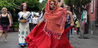 Realizan recorridos dramatizados del "Tour de leyendas" de Tlaquepaque