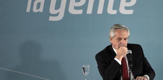 Fiscalía argentina pide imputar a expresidente Fernández por violencia de género