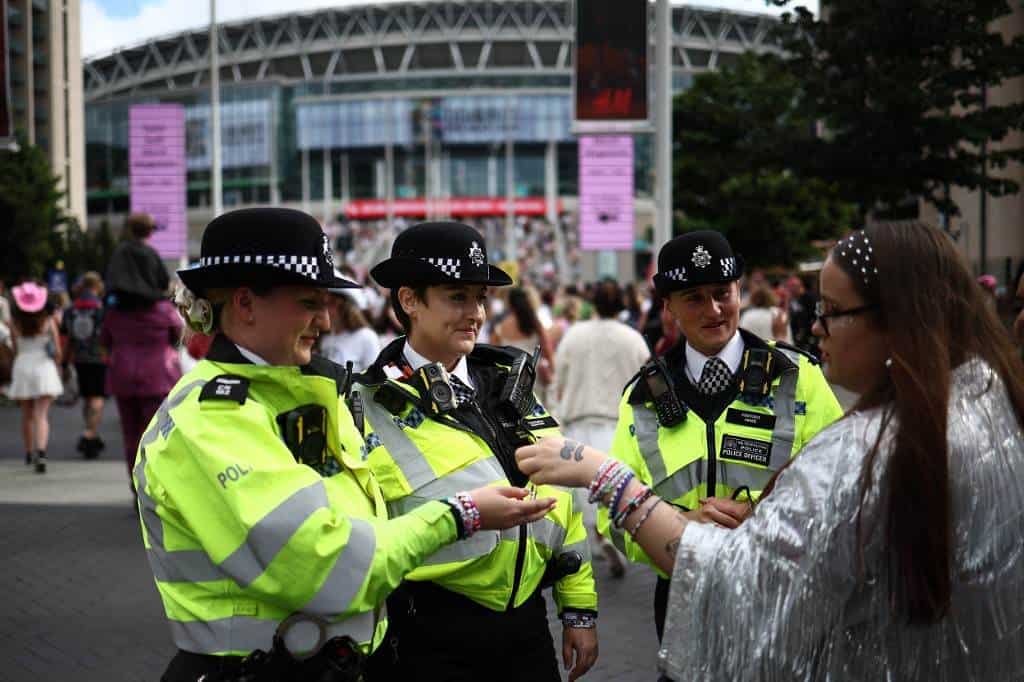 Taylor Swift vuelve al escenario en Londres tras amenaza de atentado en Viena