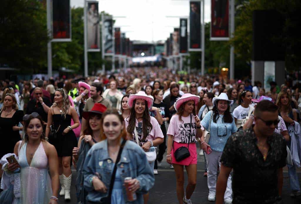 Taylor Swift vuelve al escenario en Londres tras amenaza de atentado en Viena