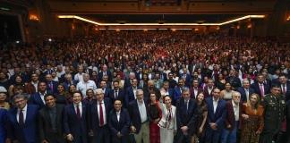 Juristas mexicanos piden evitar la sobrerrepresentación del oficialismo en el Congreso