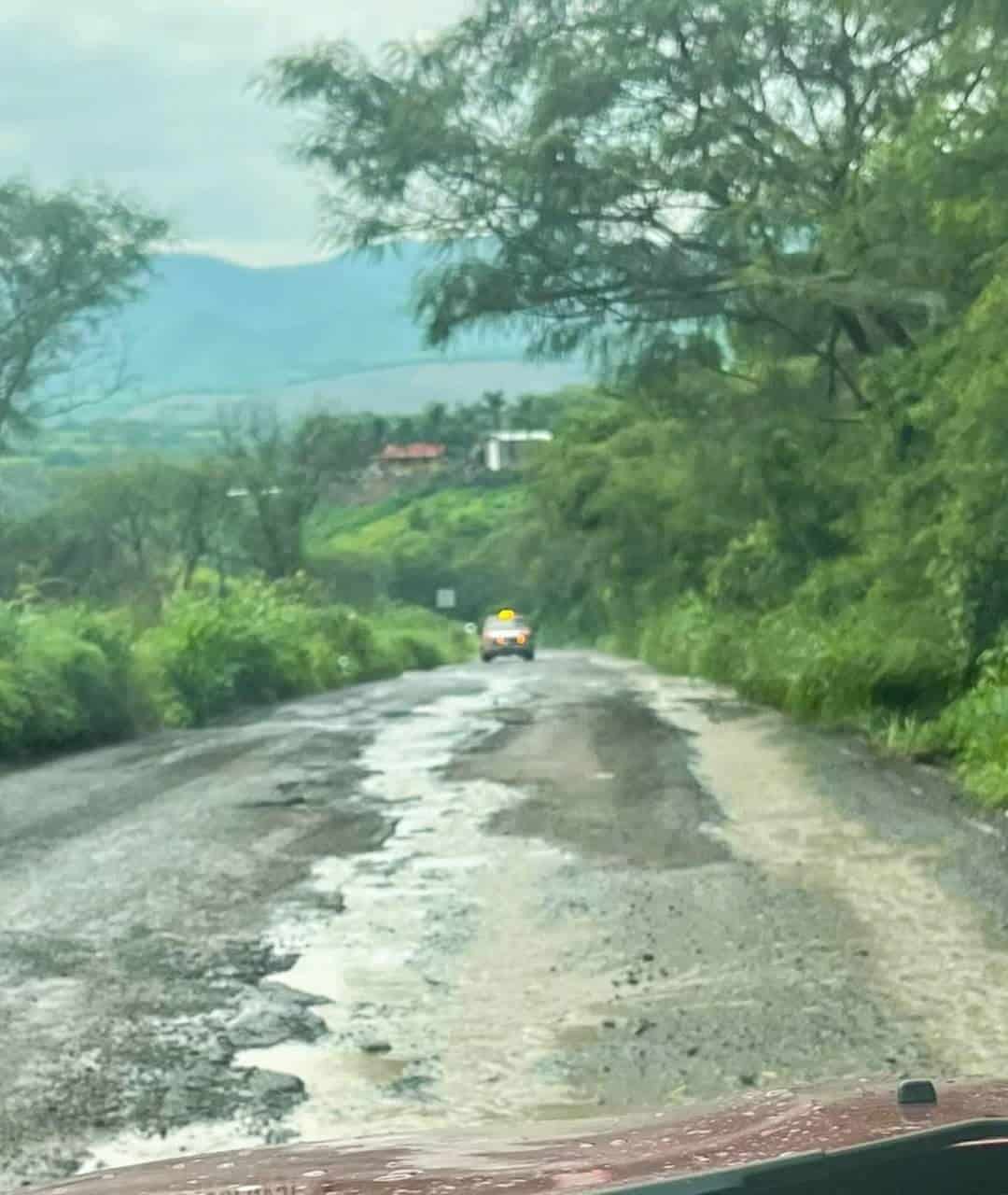 Exigen diputados a la SICT que se repare en forma urgente la carretera 70 Guadalajara-Mascota