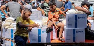 La guerra en Gaza obliga a trabajar a los niños, que olvidaron lo que es jugar