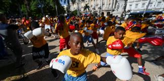 Púgiles y directivos aplauden vuelta a Cuba del boxeo profesional