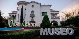 La casa de Juan Gabriel reabre como museo a ocho años de su muerte