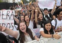 Estudiantes exigen a diputados abrir diálogo sobre reforma judicial