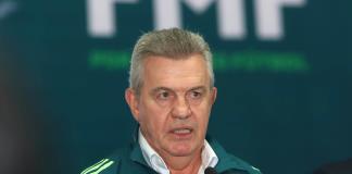 Javier Aguirre dirige su primer entrenamiento, en su tercera etapa con México