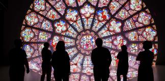 La catedral de Notre Dame reabre de manera virtual en el festival Ars Electronica