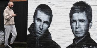 Oasis vuelve a los escenarios con el mundo en vilo por el reencuentro de los Gallagher