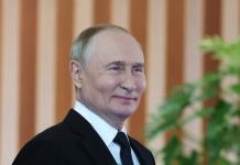 Opositor ruso liberado llama a evitar dar una puerta de salida a Putin en la guerra de Ucrania