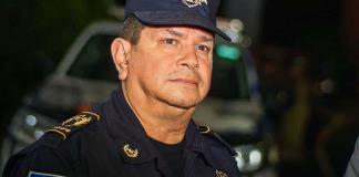 Director de policía de El Salvador, líder de guerra antipandillas, muere en accidente