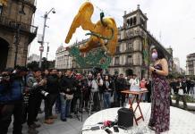 Luego de cinco años de su ataque con ácido, saxofonista mexicana sigue clamando justicia