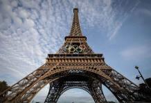 Los descendientes de Eiffel quieren la retirada de los anillos olímpicos para finales de año