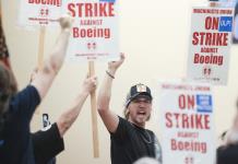 Trabajadores de Boeing inician huelga en EEUU tras rechazar propuesta de la empresa