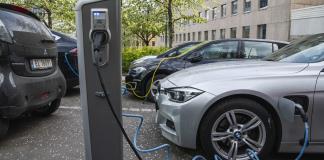 Los coches eléctricos en circulación en Noruega superan por primera vez a los de gasolina