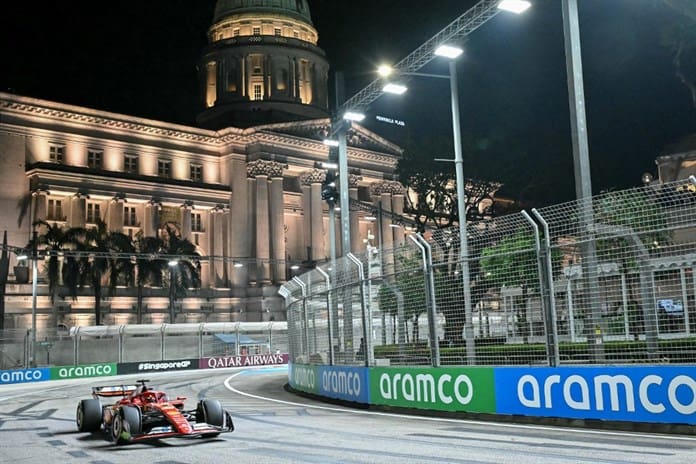 Leclerc lidera, por delante de Norris y Sainz, el primer libre de Marina Bay