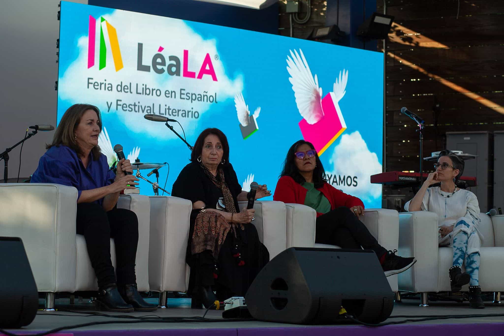 Mujeres que amplifican la historia: Reflexiones literarias en la Feria LéaLA