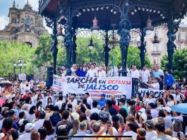 Realizan marcha para defender el triunfo electoral de Pablo Lemus