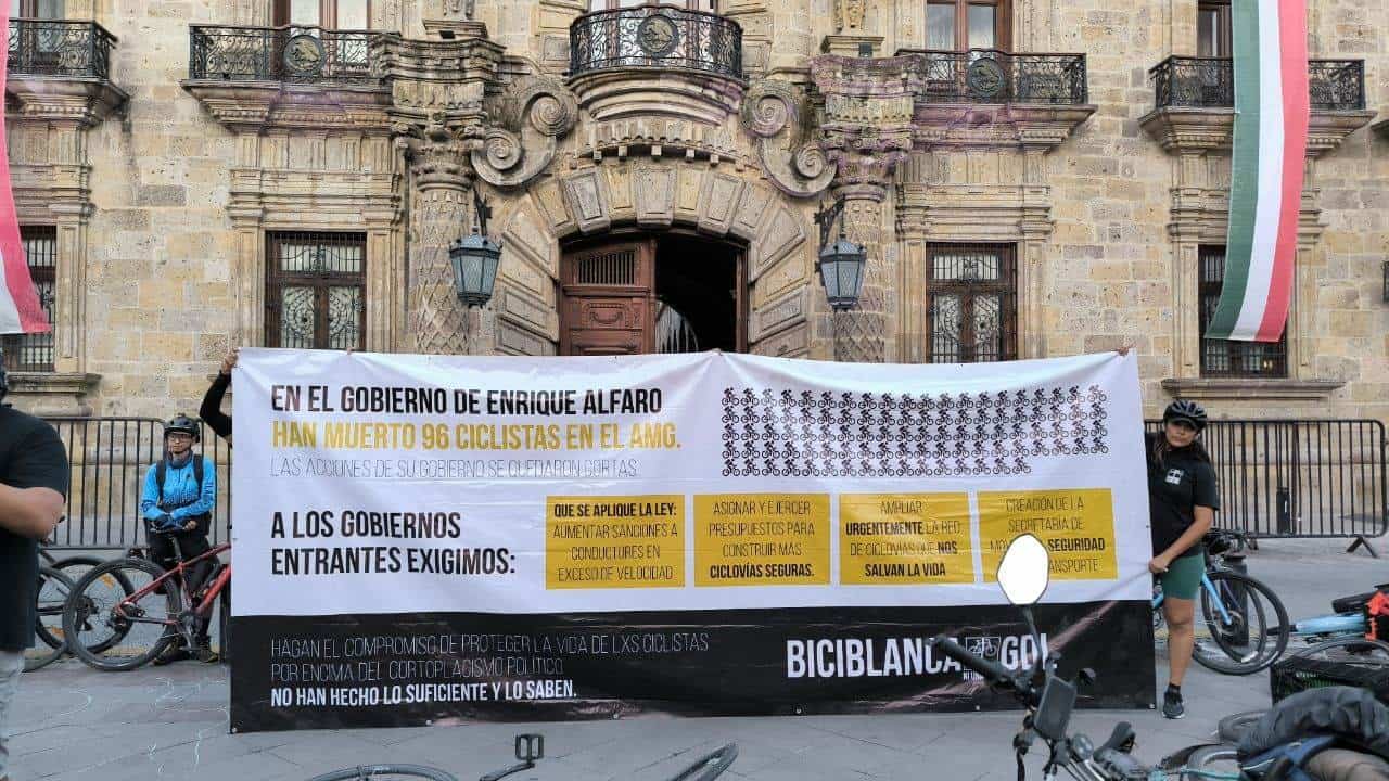 Mueren 96 ciclistas este sexenio, exigen presupuesto digno