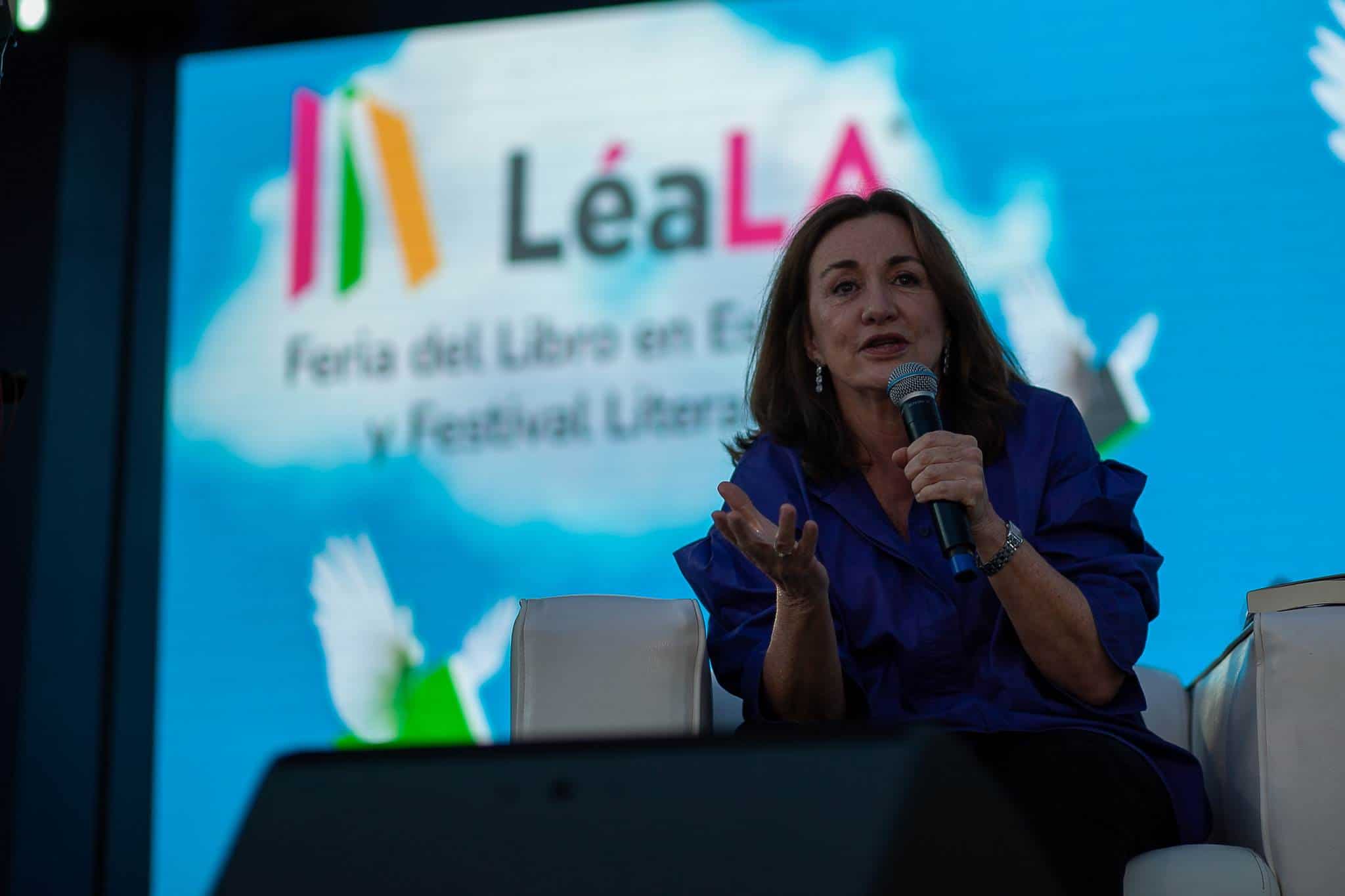 Mujeres que amplifican la historia: Reflexiones literarias en la Feria LéaLA