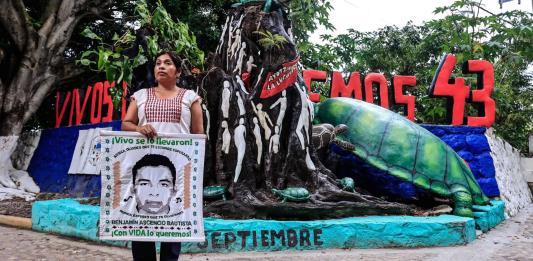 Los padres de Ayotzinapa: Sin otra alternativa que confiar en Sheinbaum