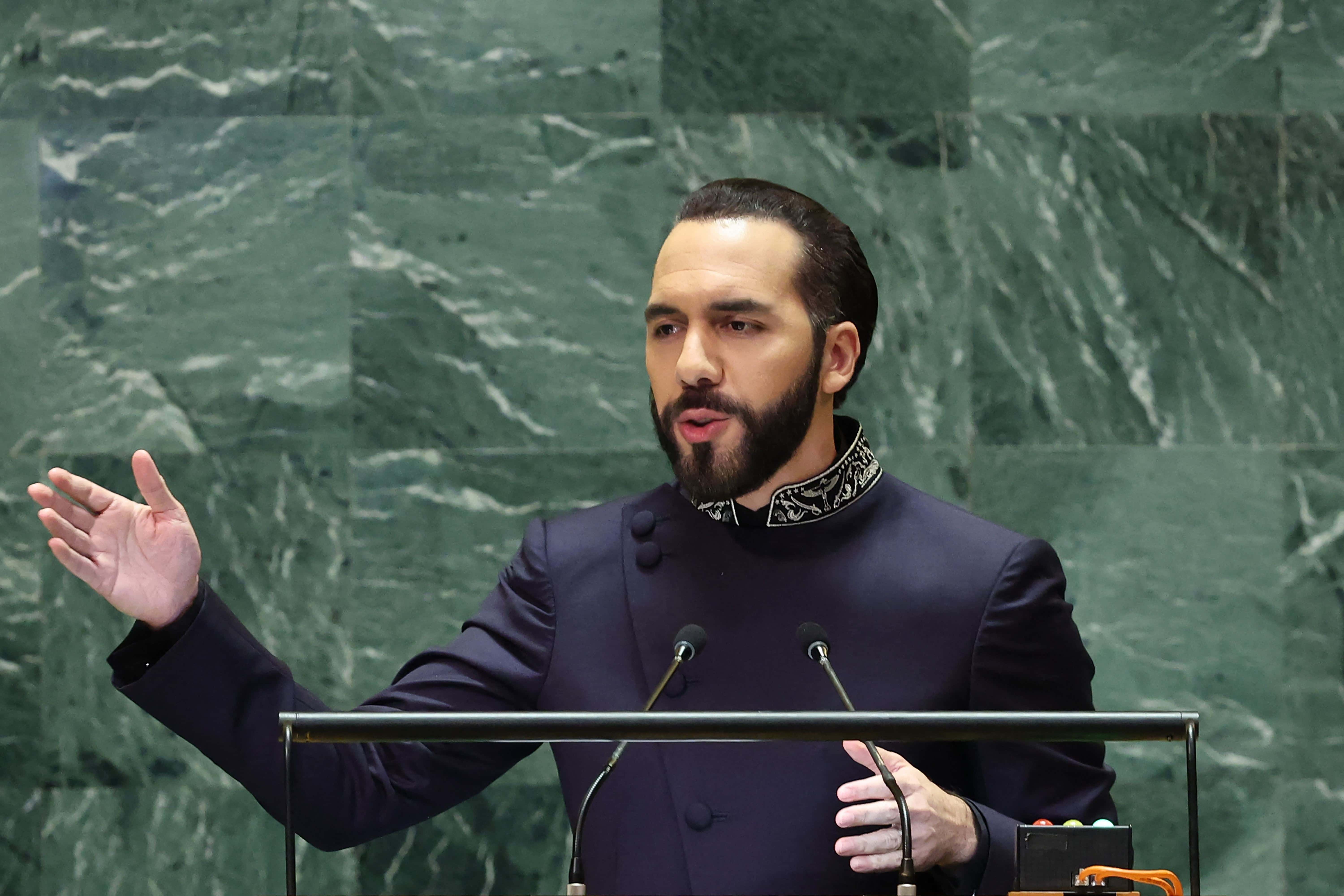 El Salvador es el país con deterioro más rápido de la democracia en América Latina
