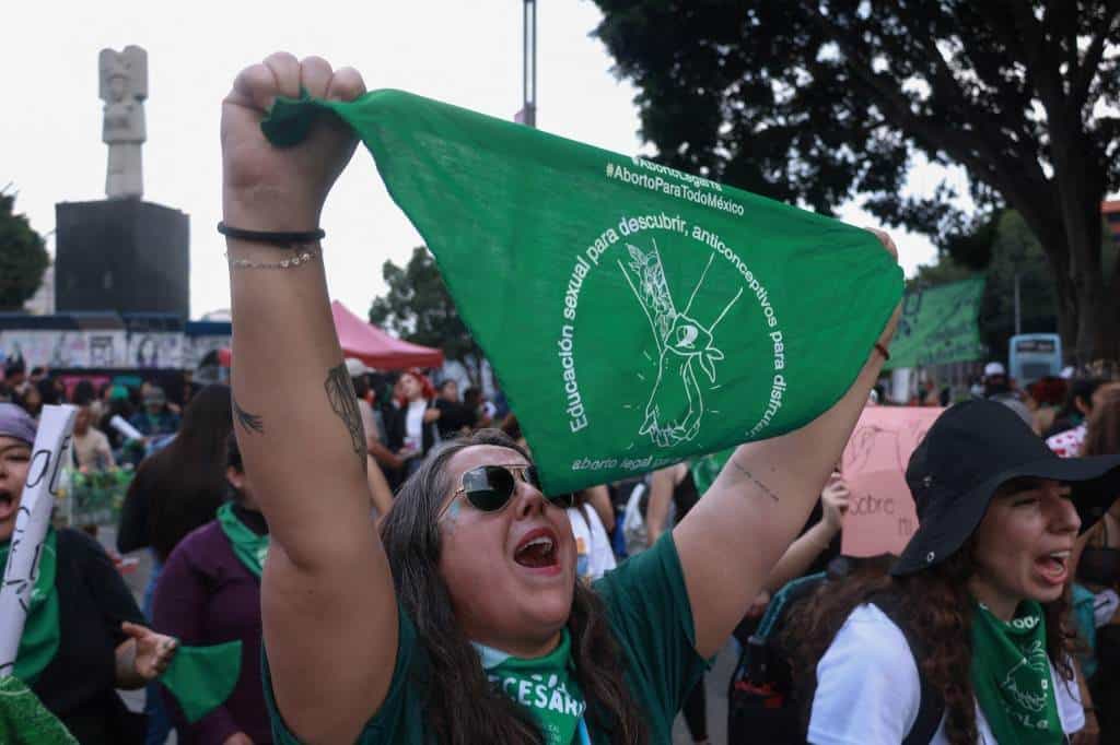 ONG advierte de retos para que trabajadoras del Estado accedan al aborto seguro en México