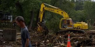 El huracán Helene causa al menos 100 muertos a su paso por Estados Unidos