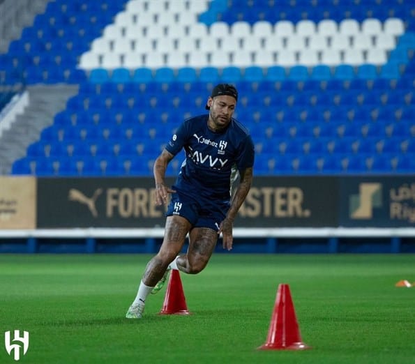 Neymar regresa a los entrenamientos con el Al-Hilal saudita