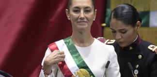 Claudia Sheinbaum asume como la primera mujer presidenta de México