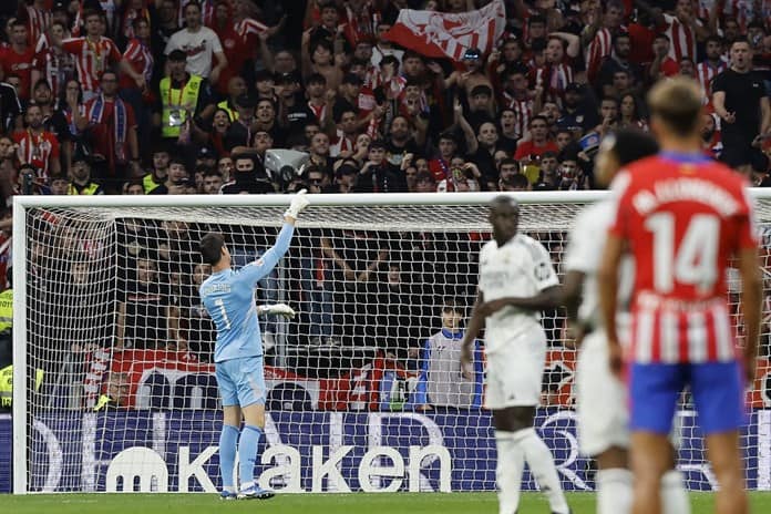 El Atlético visita al Benfica en Champions para alejarse del ruido del derbi