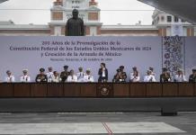 Claudia Sheinbaum conmemora la Constitución de 1824 y los 203 años de la Armada de México